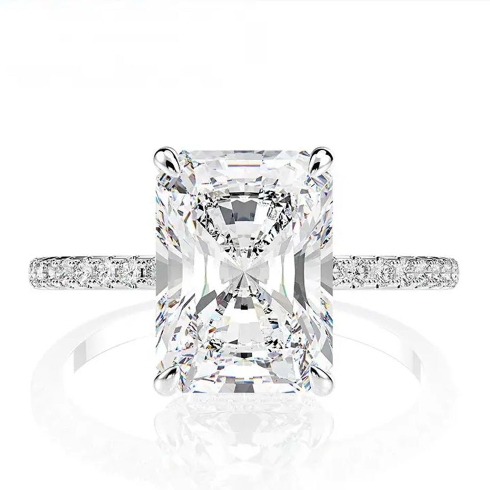 GRA Certified 5 Carat Ethical Moissanite Diamond Ring. 925 Silver. New.
